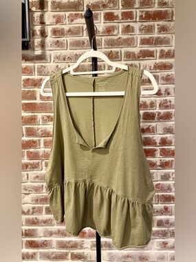 American Eagle Outfitters Olive Green Ruffled Hem Tank Top XL